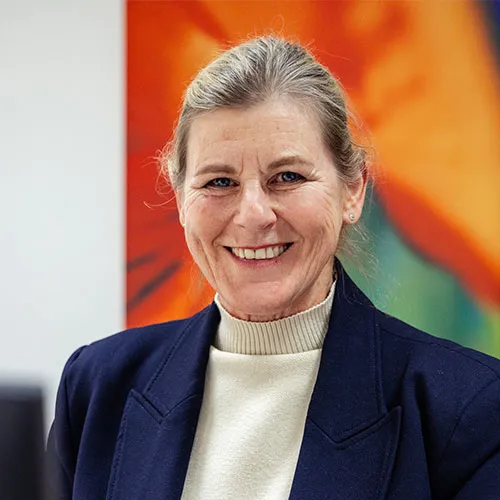 Bettina Wirth
